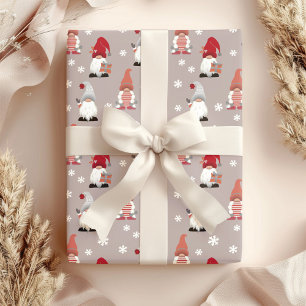 Papier Cadeau Gnomes nordiques mignons Hiver Rouge Rose Gris Bla
