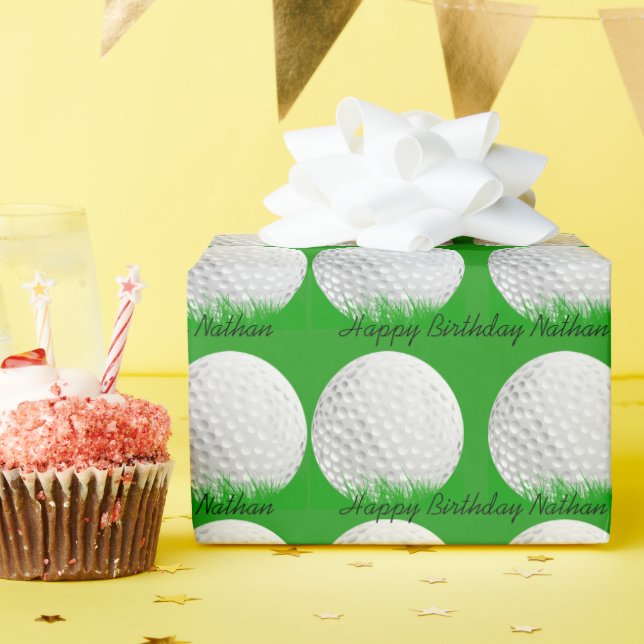 Papier Cadeau Grandes balles de golf dans l'herbe (Fête d'anniversaire)