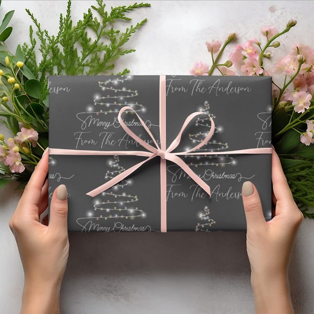 Papier Cadeau Grey Joyeux Arbre de Noël Lumière Nom de famille p (Créateur téléchargé)