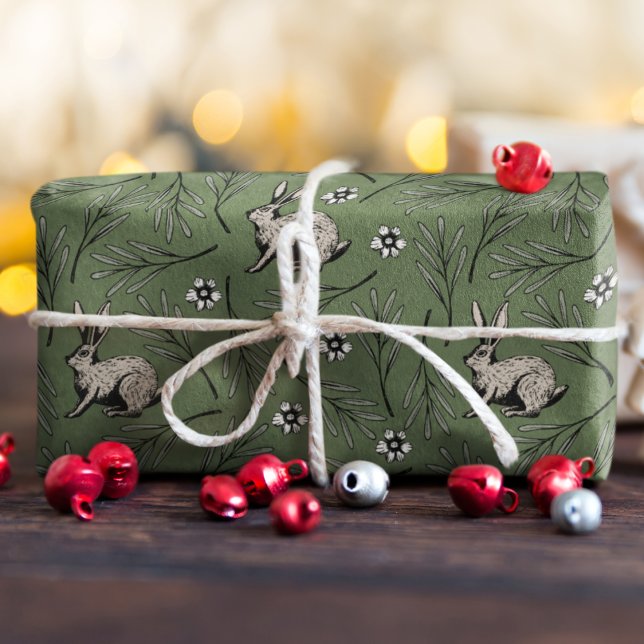 Papier Cadeau Grottes d'hiver Forêt Vacances vertes (Cute Hand Drawn Winter Bunnies, Leaves and Flowers on a Festive Forest Green Background.)
