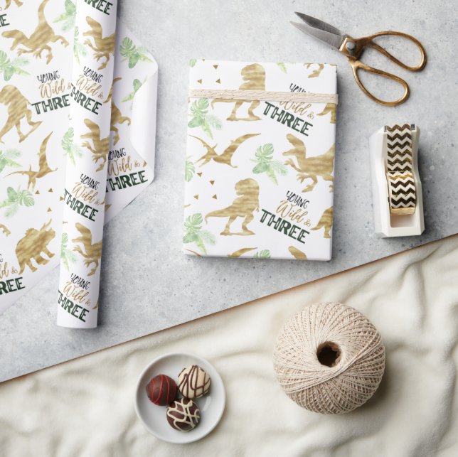 Papier Cadeau Jeune Dinosaure sauvage et trois Élégants Dinosaur (Artisanat)