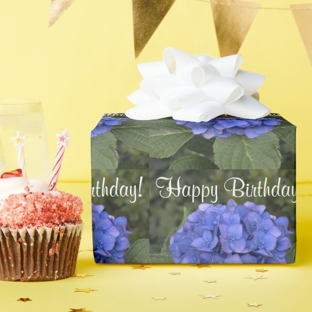 Papier Cadeau Joyeux anniversaire Blue Hydrangea Fleurs (Fête d'anniversaire)