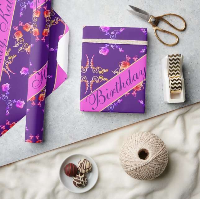 Papier Cadeau "Joyeux anniversaire" Coeurs Roses sur violet (Artisanat)