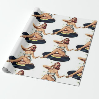 Papier Cadeau La fille qui pince sur le disque