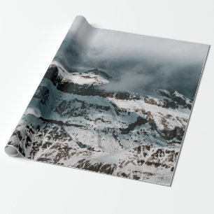 PAPIER CADEAU LA NEIGE COUVERT LA MONTAGNE SOUS LE CIEL NUAGE PE