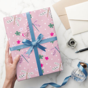 Papier Cadeau Les libellules et les fleurs sur les Pois