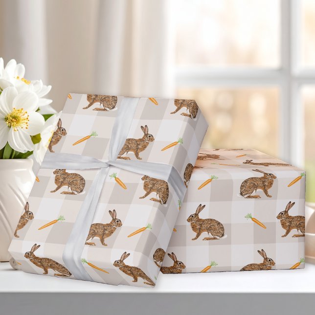 Papier Cadeau Lièvres Bruns Et Carottes Gingham Beige Printemps (Créateur téléchargé)