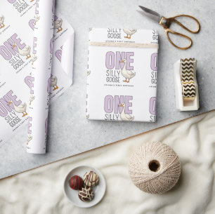 Papier Cadeau Lilac Moderne Personnalisé Une Oie Ridicule Premie