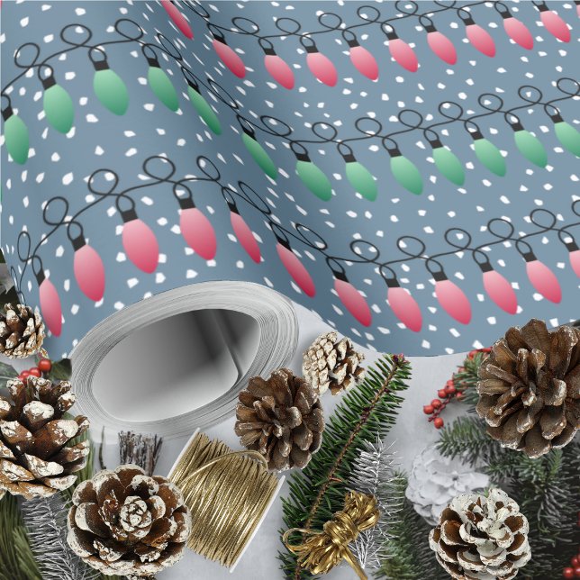 Papier Cadeau Lumières de Noël-Rouge Neige verte de nuit (Christmas Lights-Red Green-Night Snow Wrapping Paper by Leapfroglisics Shop)