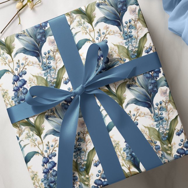 Papier Cadeau Lys de la vallée et Hawthorn modèle floral (Elegant Maximalist Lily of the Valley and Hawthorne Floral Wrapping Paper)