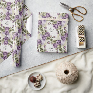 Papier Cadeau Mariage aquarelle de roses violettes et vert sauge