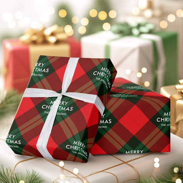 Papier Cadeau Merry Christmas Red Green Tartan Brand Family Name (Merry Christmas Red Green Tartan Brand Family Name Wrapping Paper)
