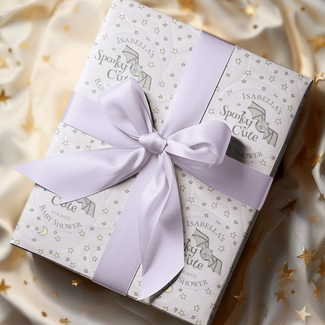 Papier Cadeau Mignet Purple Éffrayant Mignet Baby shower octobre (Spooky Cute Fall Baby Shower Custom Wrapping Paper. Hand-Drawn Baby Bat, Moons & Stars in Purple)