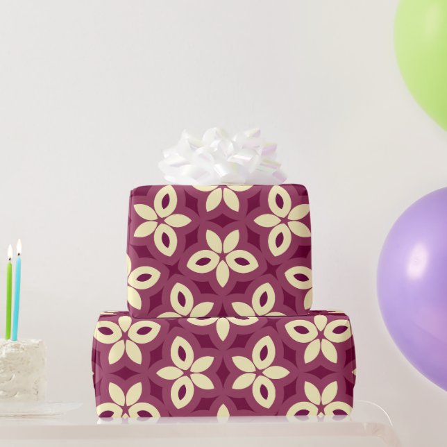 Papier Cadeau Modèle floral géométrique en Bourgogne et crème (Cadeaux de fête)