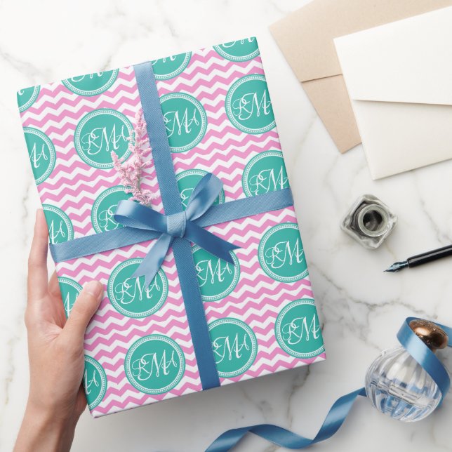 Papier Cadeau Monogramme rose et Turquoise Chevron personnalisé (Cadeaux)