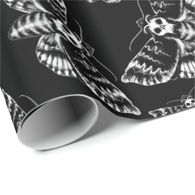 Papier Cadeau Morts noires et grises Tête Faucon Moth Crâne Goth (Coin rond)