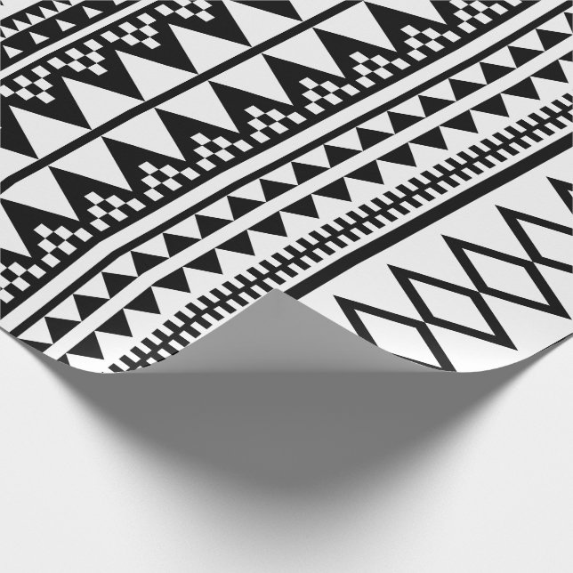 Papier Cadeau Motif aztèque géométrique noir et blanc (Coin)
