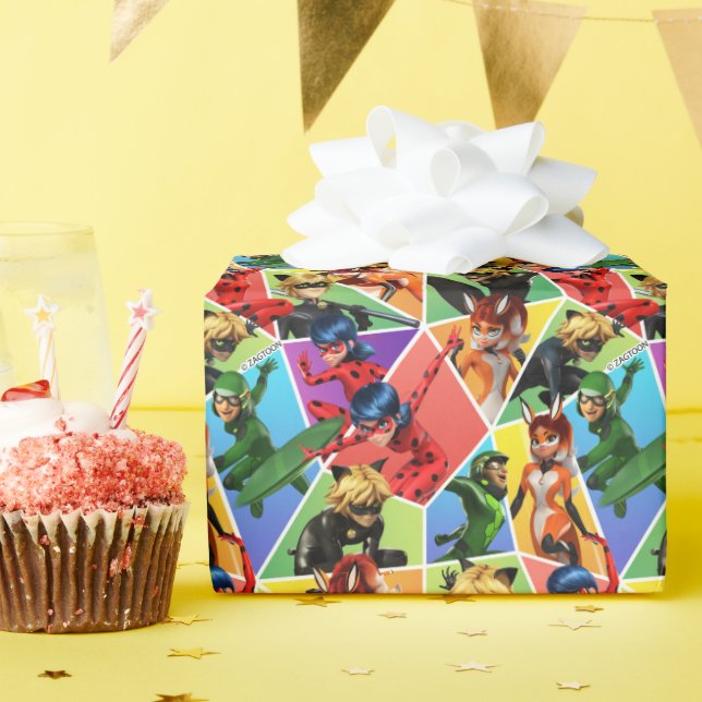 Papier Cadeau Motif de caractères couleur miquille (Fête d'anniversaire)