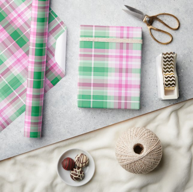 Papier Cadeau Motif De Tartan Rose Et Vert Fâcheux (Artisanat)