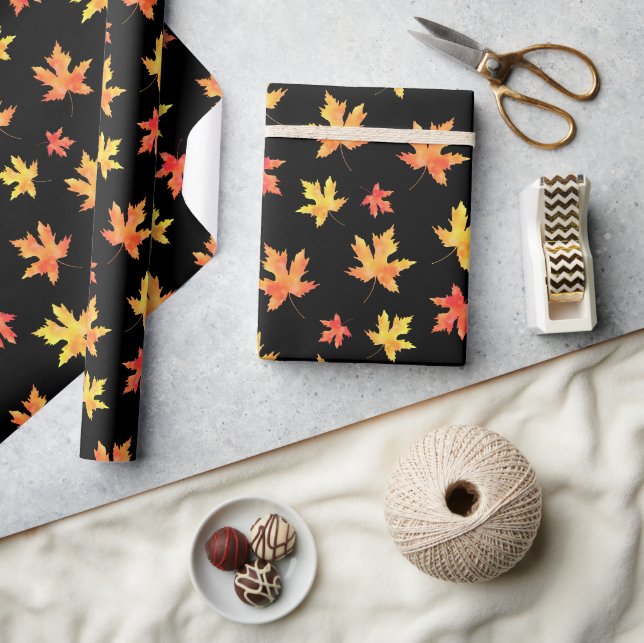 Papier Cadeau Motif feuille d'érable jaune orange noir (Artisanat)