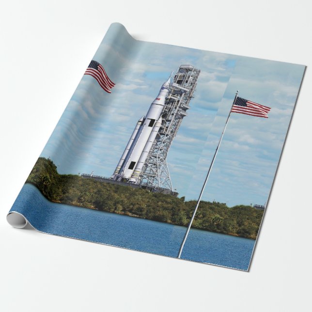 Papier Cadeau NASA SLS Système de lancement spatial Fusée sur l' (Déroulé)