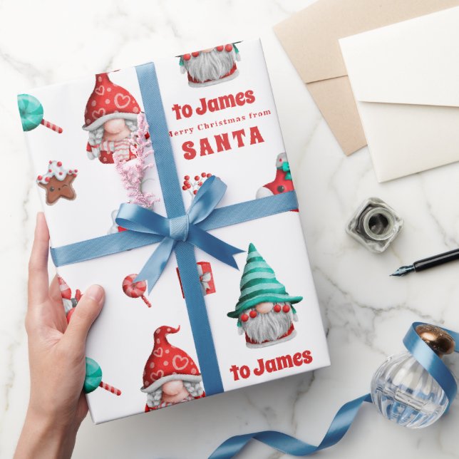 Papier Cadeau Nom enfant du Motif Gnome mignon de Père Noël (Cadeaux)