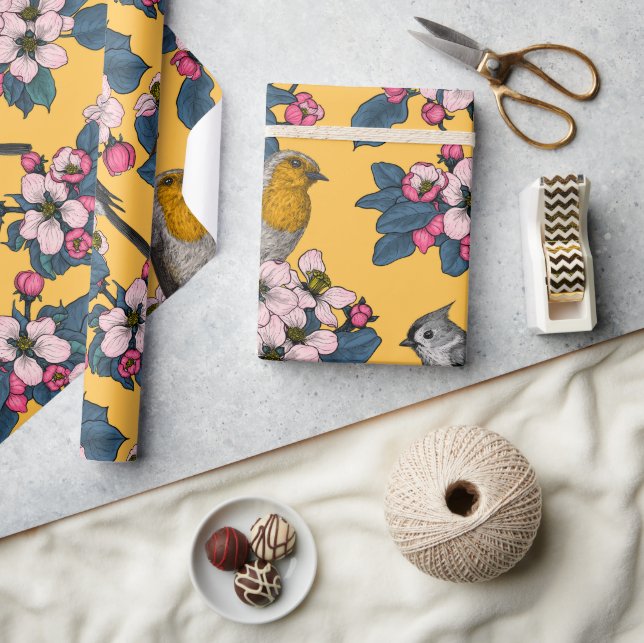Papier Cadeau Oiseaux et fleurs sur le jaune (Artisanat)