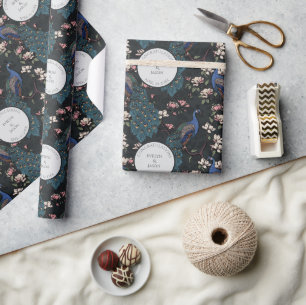 Papier Cadeau Paon et fleurs de mariage noir botanique 