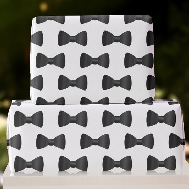 Papier Cadeau Papier d'emballage avec noeud papillon noir et bla (Black and white bow tie pattern wrapping paper perfect for Groomsmen gifts!)