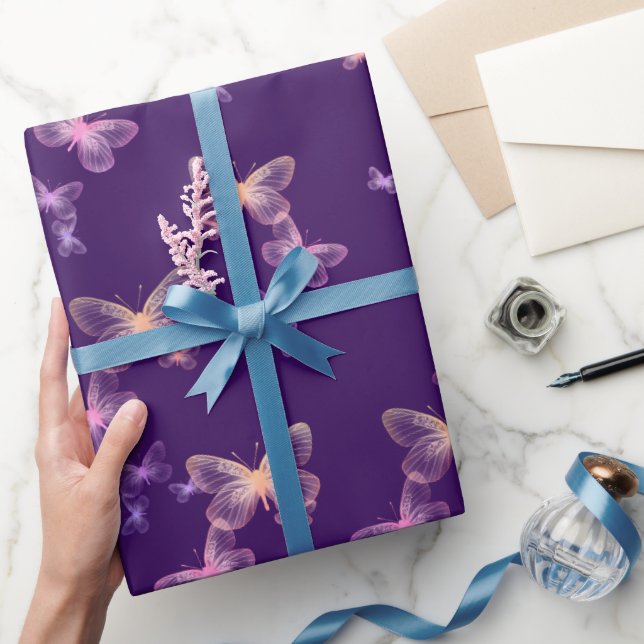 Papier Cadeau Papillons Iridescendants Sur Violet (Cadeaux)