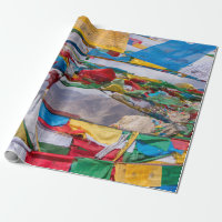 Paysage tibétain avec drapeaux de prière - Himalay
