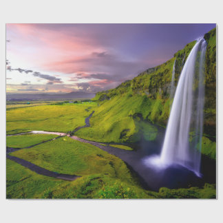 Papier Cadeau Photo de cascade islandaise verte et naturelle