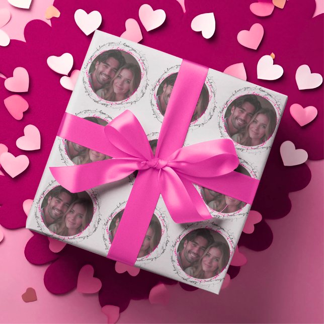Papier Cadeau Photo du cercle romantique avec message d'amour (Romantic Circle Photo with Love Message Wrapping Paper)