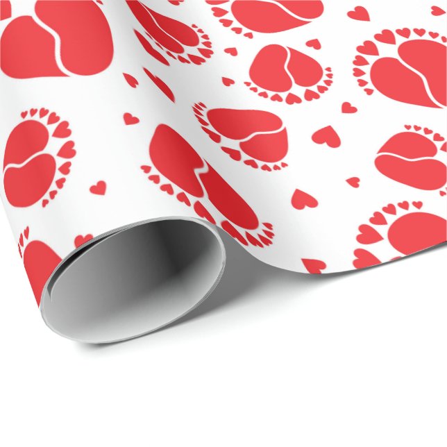 Papier Cadeau Pieds bébé et Coeurs en rouge (Coin rond)