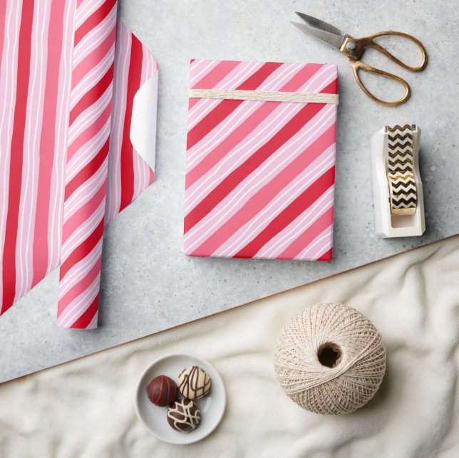Papier Cadeau Pink and Red Hand Drawn Stripe Wrapping Paper (Artisanat)