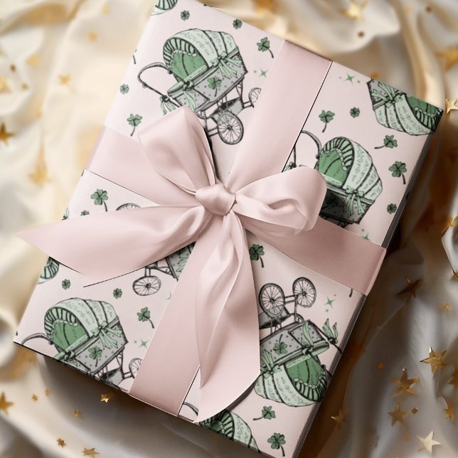 Papier Cadeau Porte-bébé rose Baby shower de la Saint Patrick (Elegant Pink Irish / St Patrick's Day Baby Shower Vintage Baby Carriage & Lucky Green Shamrocks.)
