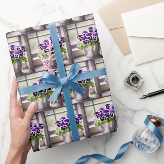 Papier Cadeau Purple Pansy En Pail (Cadeaux)