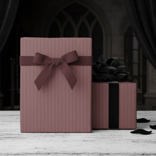 Papier Cadeau Rayures fines élégantes mauves foncées