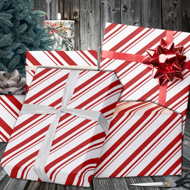 Papier Cadeau Red Candy Stripe Holiday (Red Candy Stripes Holiday Wrapping Paper in 6 and 15 foot long 30 Inch Width Rolls.)