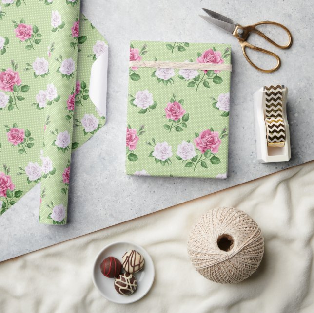 Papier Cadeau Roses En Rose Et Blanc (Artisanat)
