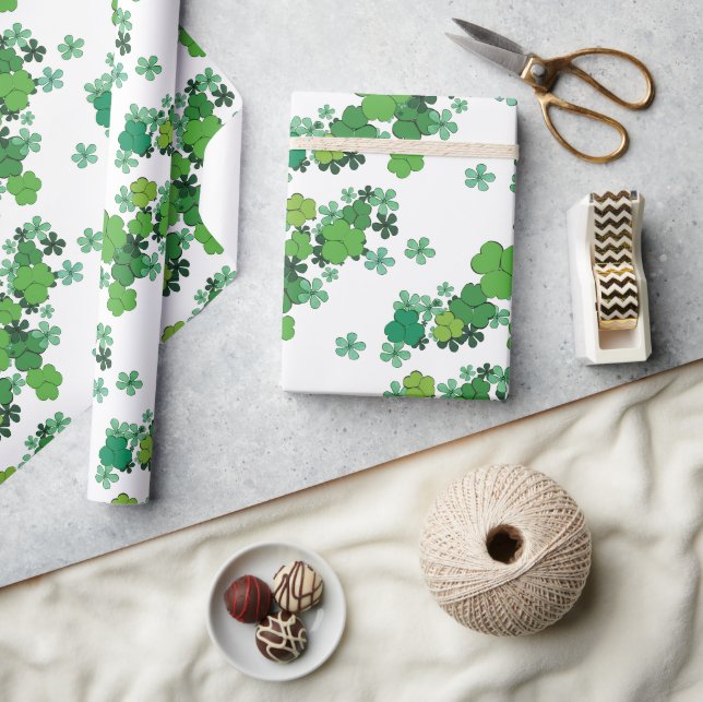 Papier Cadeau Shamrocks verts et marguerites Toutes les occasion (Artisanat)