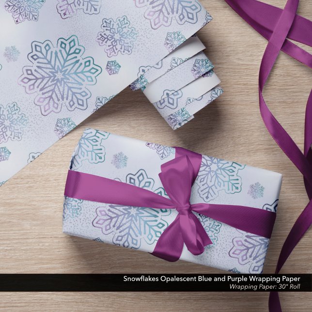 Papier Cadeau Snowflakes Opalescent Blue et violet (Wrapping Paper with Opalescent Blue and Purple Snowflakes)
