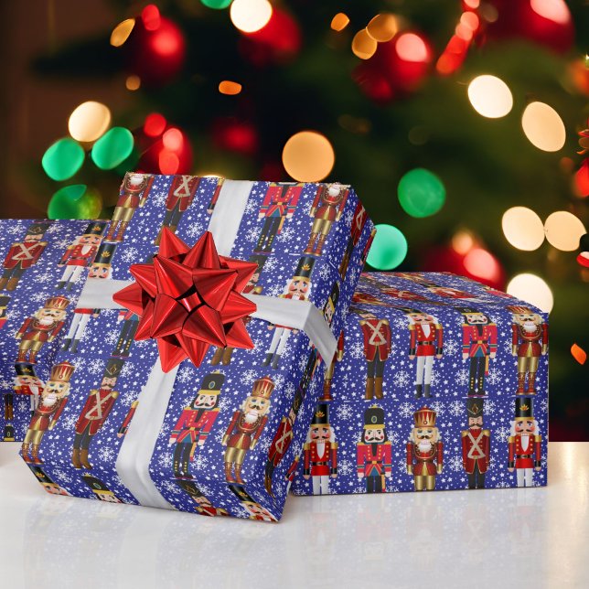 Papier Cadeau Soldats de Noisette Joli Noël Bleu Neige BG (Créateur téléchargé)