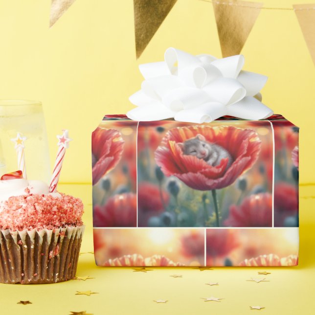 Papier Cadeau Souris dormant dans une fleur rouge (Fête d'anniversaire)