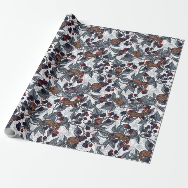 Papier Cadeau Souris et mûres sur blanc (Déroulé)