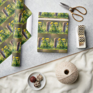 Papier Cadeau Souris sentant un pissenlit jaune