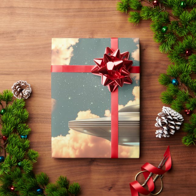 Papier Cadeau Surreal UFO Above Mountain Lake with Planets (Cadeau de vacances)