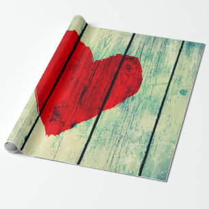 Papier Cadeau Symbole d'amour sur mur en bois