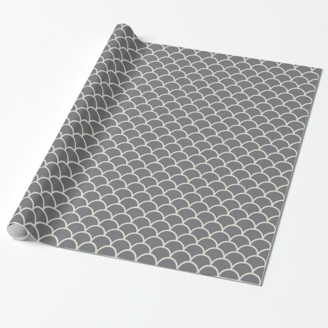 Papier Cadeau Tan sur le papier gris d'emballage cadeau de (Déroulé)