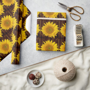 Papier Cadeau Tournesol sur le pays vintage en bois de grange